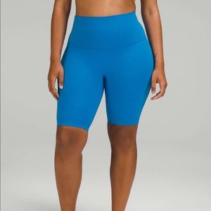 BRAND NEW Lululemon Align Super-High-Rise Short 10"